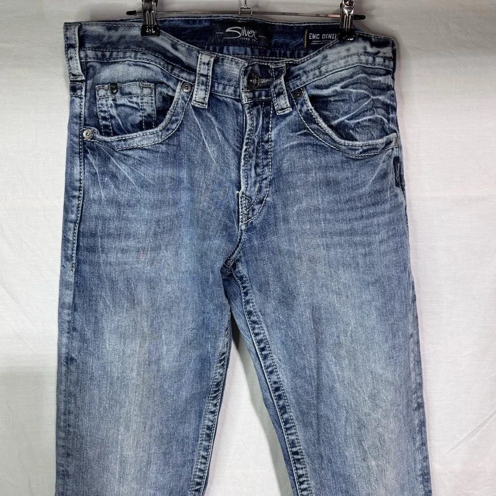 Silver Jeans Eddie light wash jeans Size 31x34